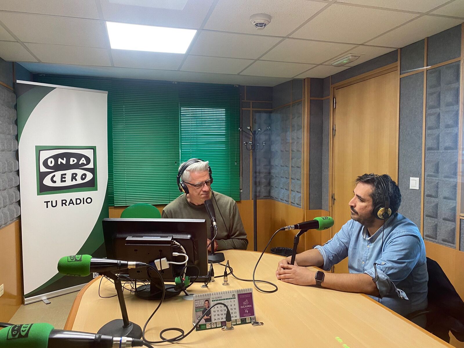 Antón Cruces durante una entrevista en Onda Cero